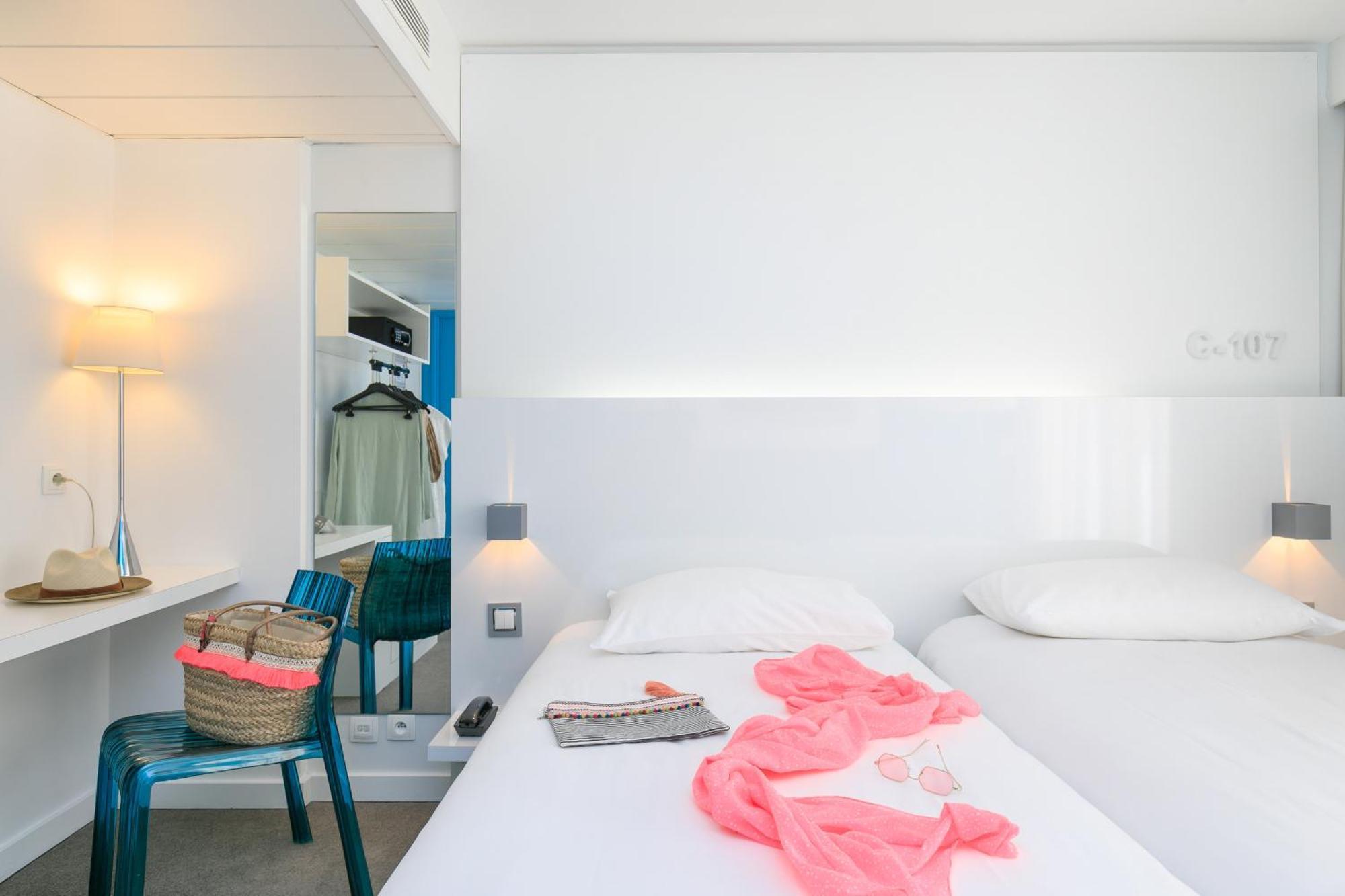 Ibis Styles Menton Centre Hotel Bagian luar foto