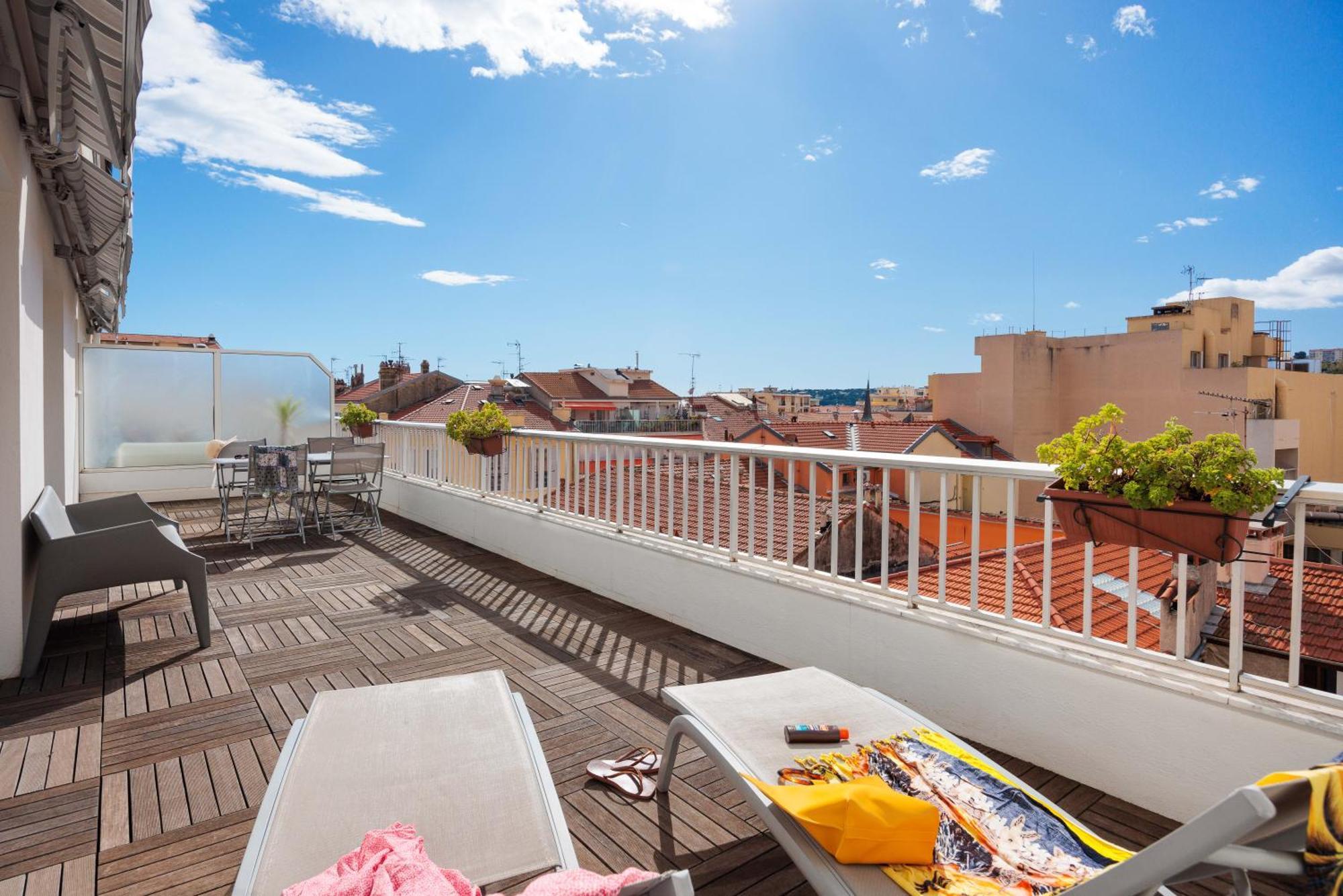 Ibis Styles Menton Centre Hotel Bagian luar foto
