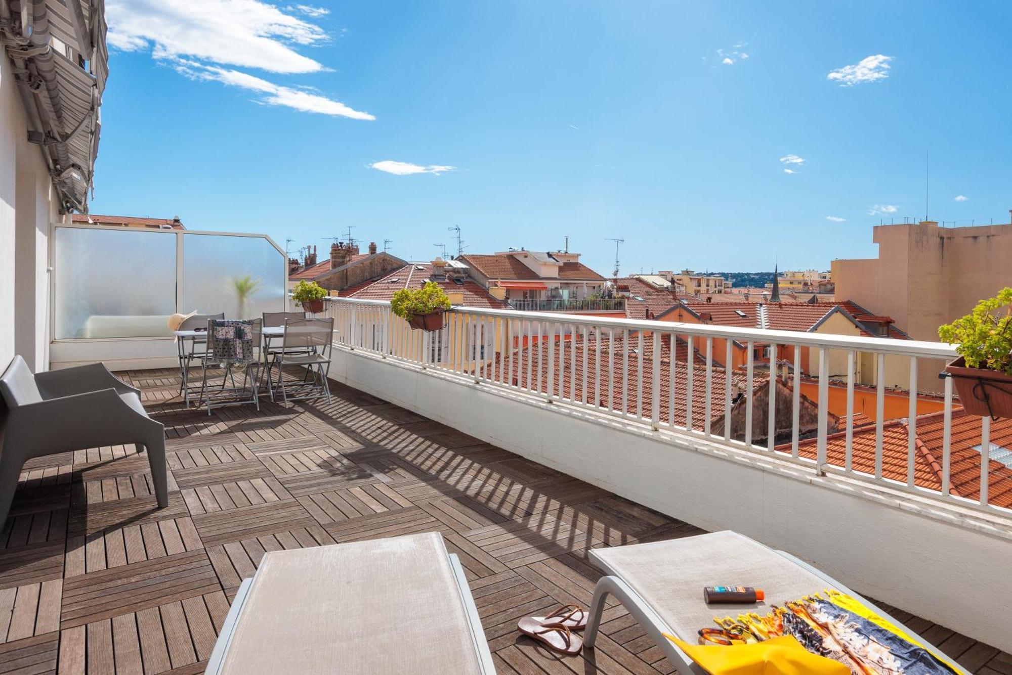 Ibis Styles Menton Centre Hotel Bagian luar foto