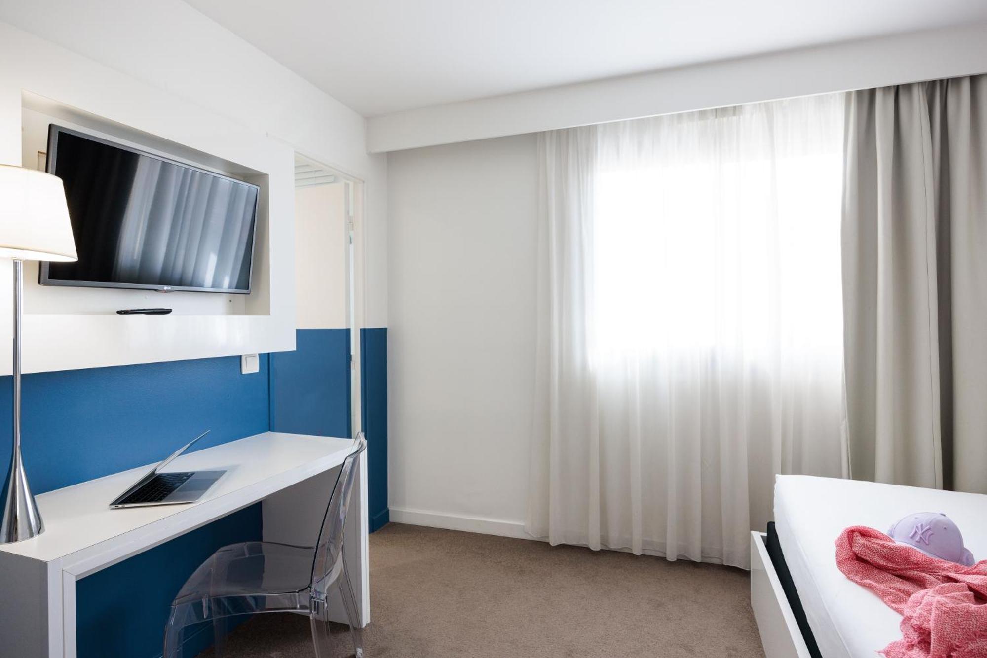 Ibis Styles Menton Centre Hotel Bagian luar foto