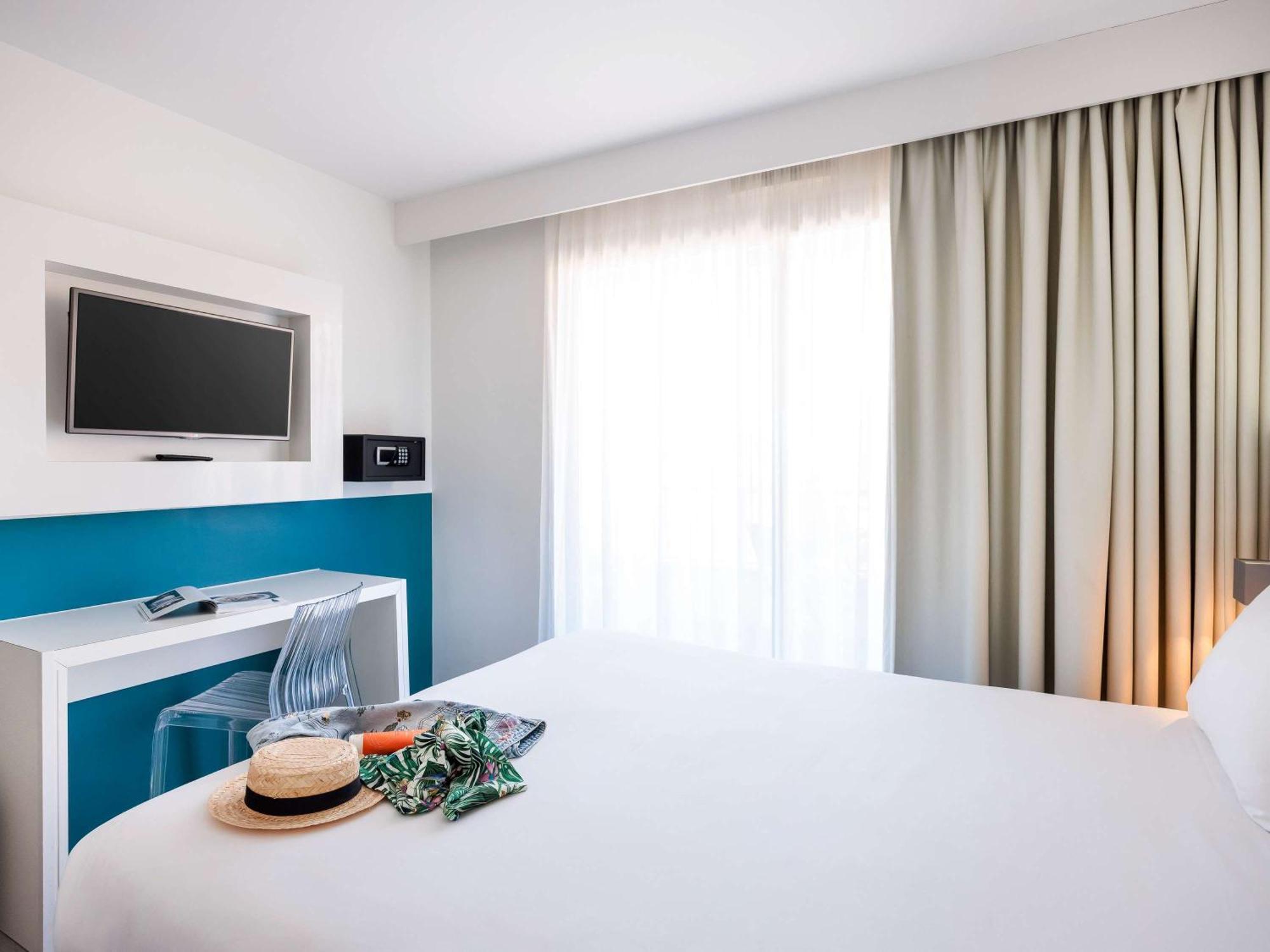 Ibis Styles Menton Centre Hotel Bagian luar foto